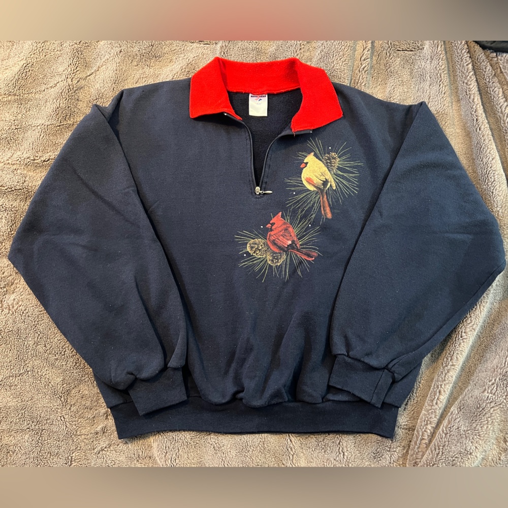 Grandma core size L Red Feed The Birds Graphic Pullover Crewneck